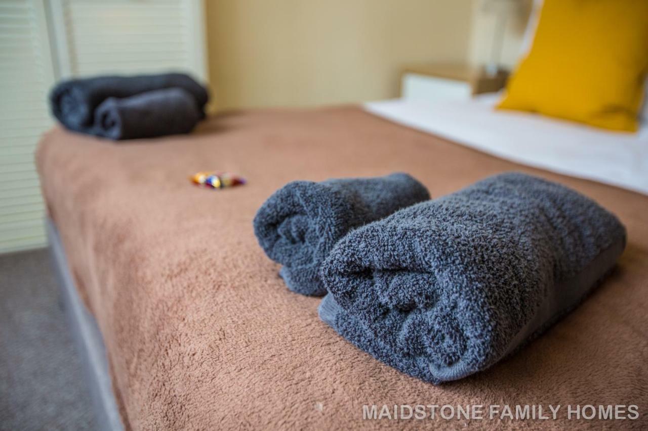 Maidstone Family Homes Upper Road Cottage Ngoại thất bức ảnh