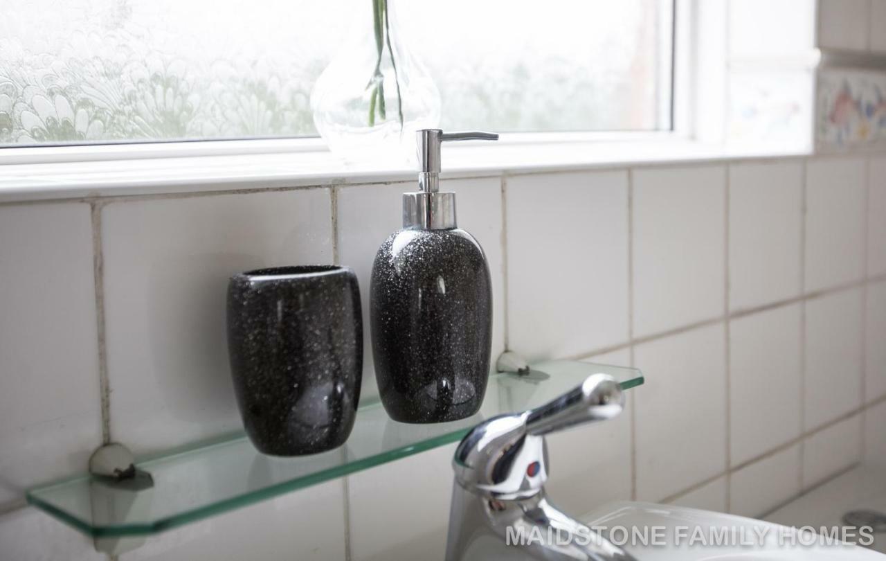 Maidstone Family Homes Upper Road Cottage Ngoại thất bức ảnh